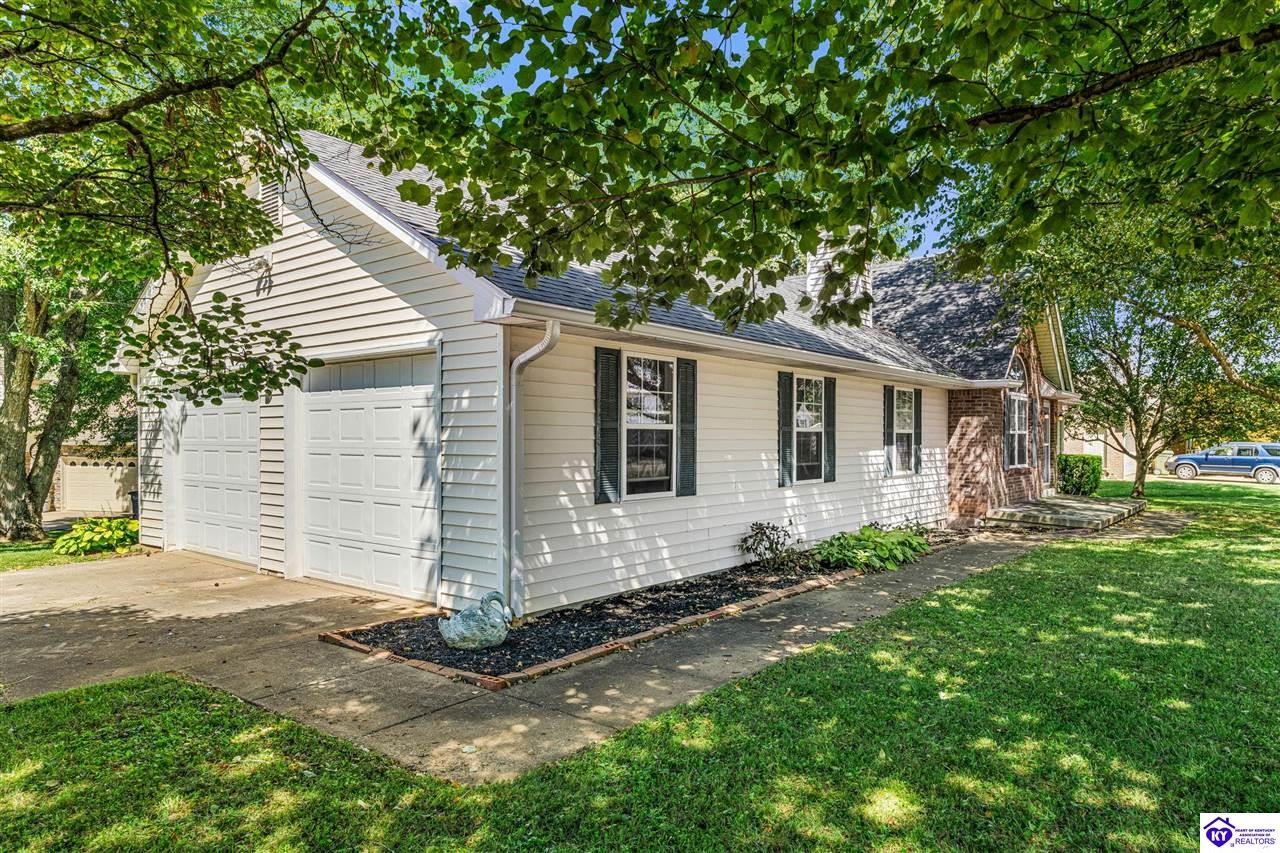 Listing Picture 408 Bertha Way Vine Grove, KY 40175 MLS HK24003218