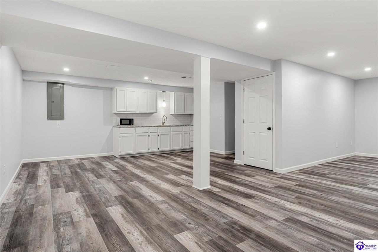 Listing Picture 408 Bertha Way Vine Grove, KY 40175 MLS HK24003218