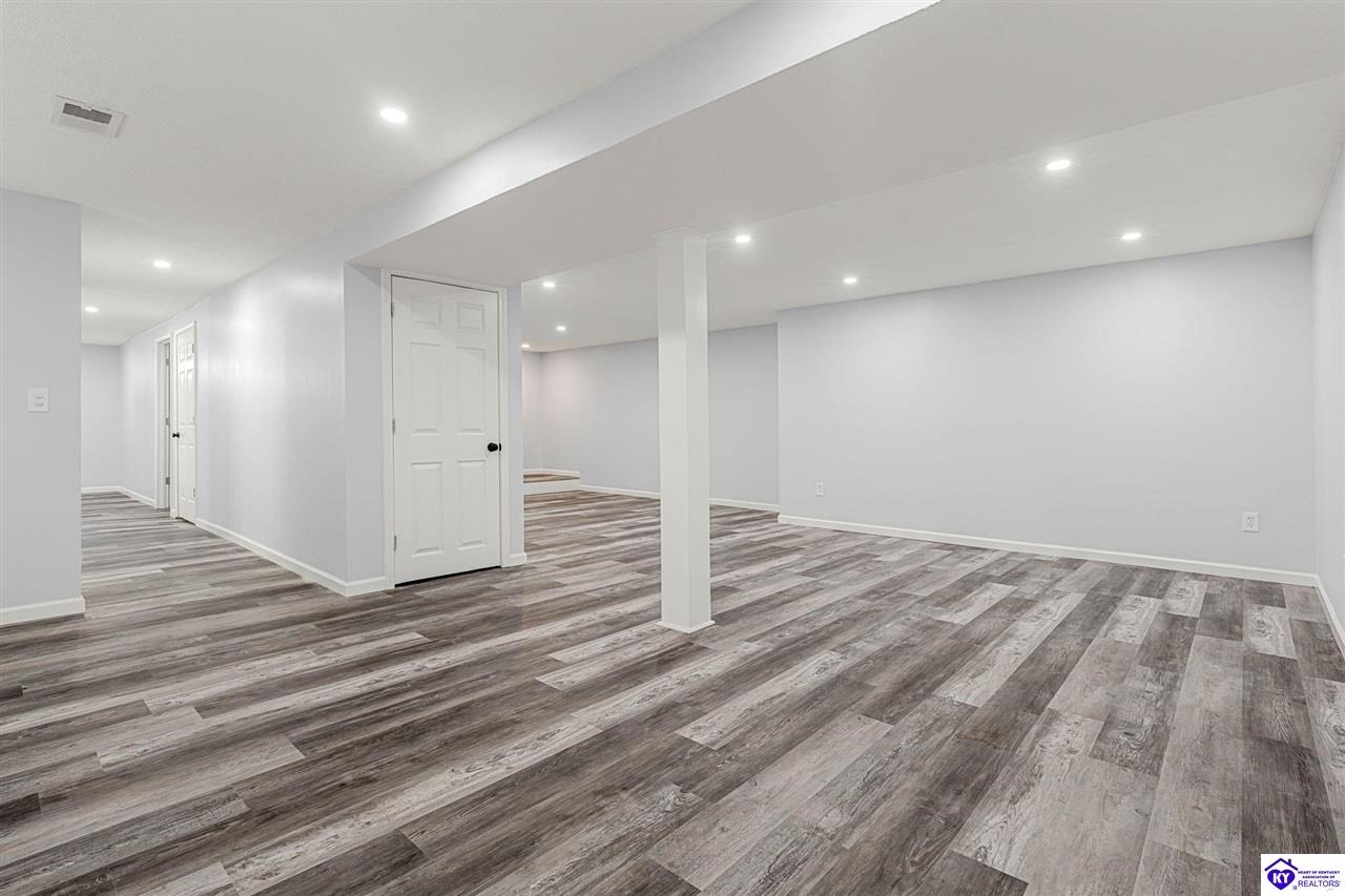 Listing Picture 408 Bertha Way Vine Grove, KY 40175 MLS HK24003218