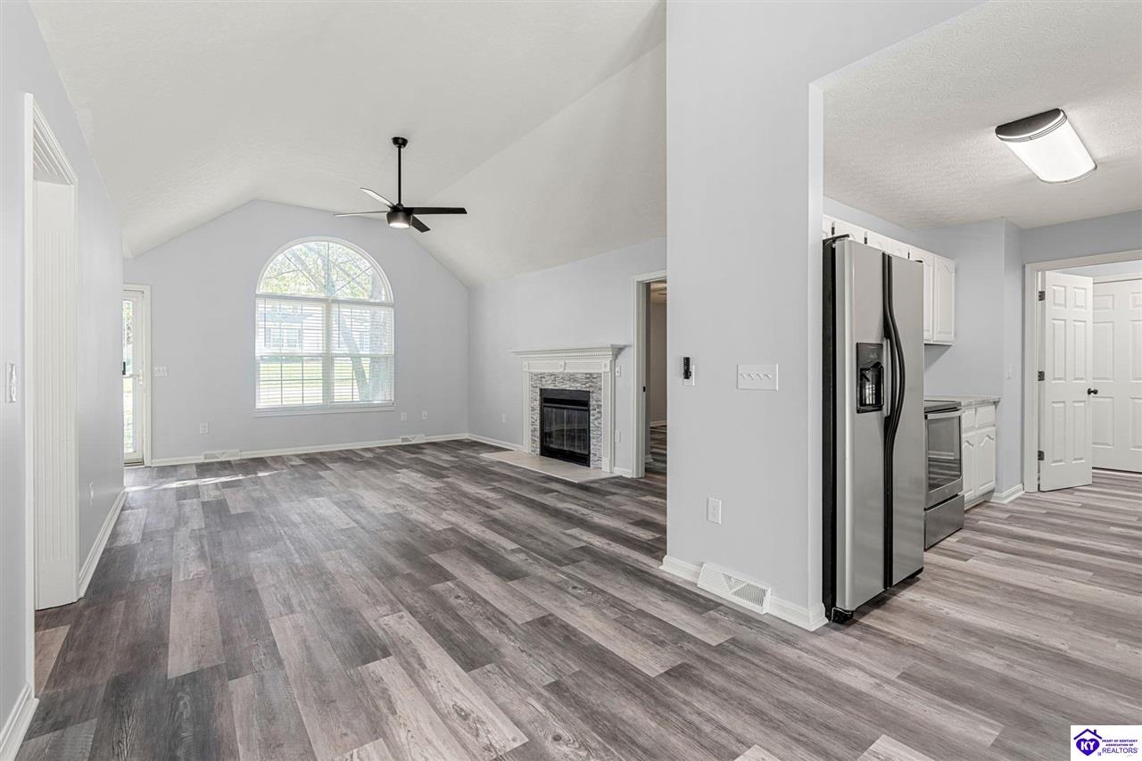 Listing Picture 408 Bertha Way Vine Grove, KY 40175 MLS HK24003218