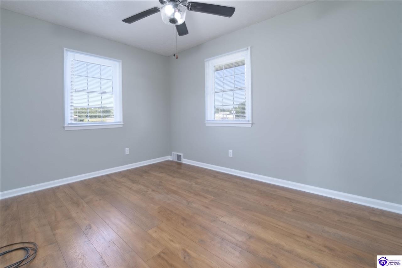 Listing Picture 4598 Parker Grove Road Magnolia, KY 42757 MLS HK24003225