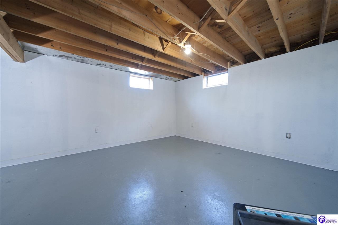 Listing Picture 4598 Parker Grove Road Magnolia, KY 42757 MLS HK24003225