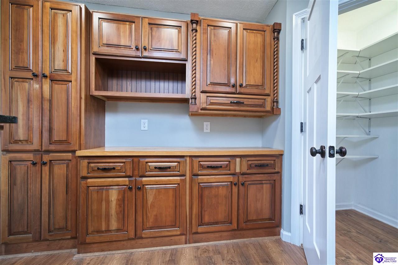 Listing Picture 4598 Parker Grove Road Magnolia, KY 42757 MLS HK24003225