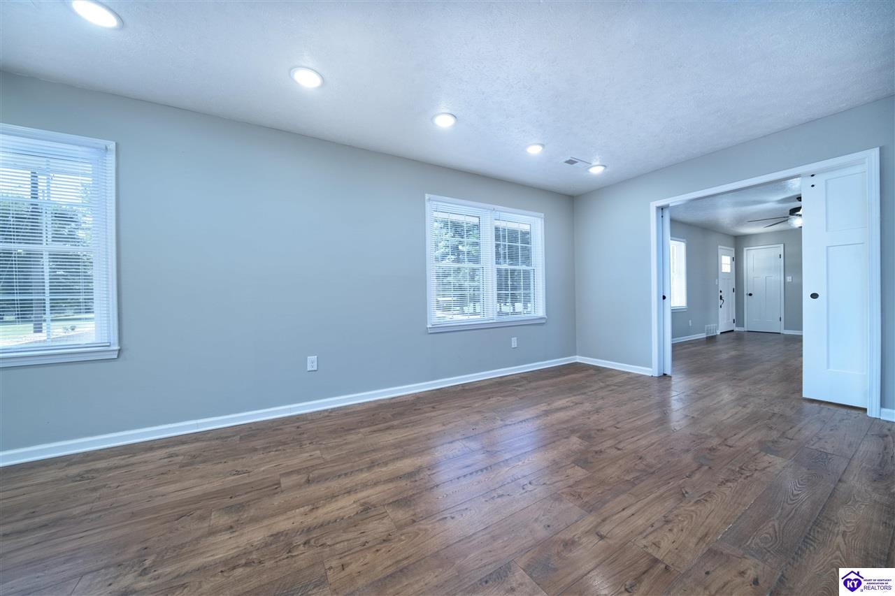 Listing Picture 4598 Parker Grove Road Magnolia, KY 42757 MLS HK24003225