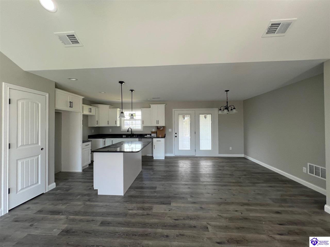 Listing Picture 145 New Orleans Ct Taylorsville, KY 40071 MLS HK24003242