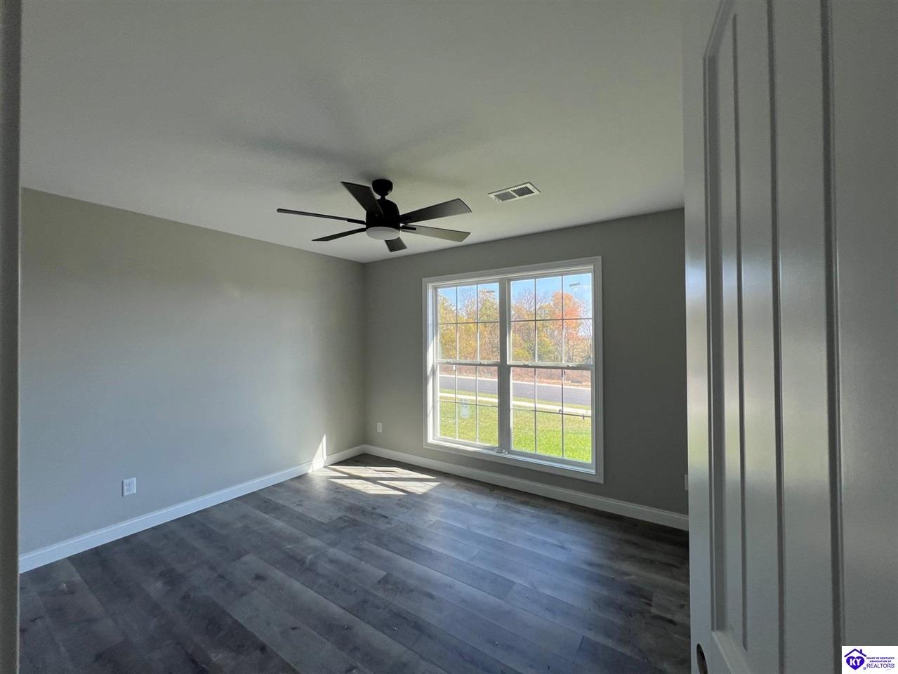 Listing Picture 145 New Orleans Ct Taylorsville, KY 40071 MLS HK24003242