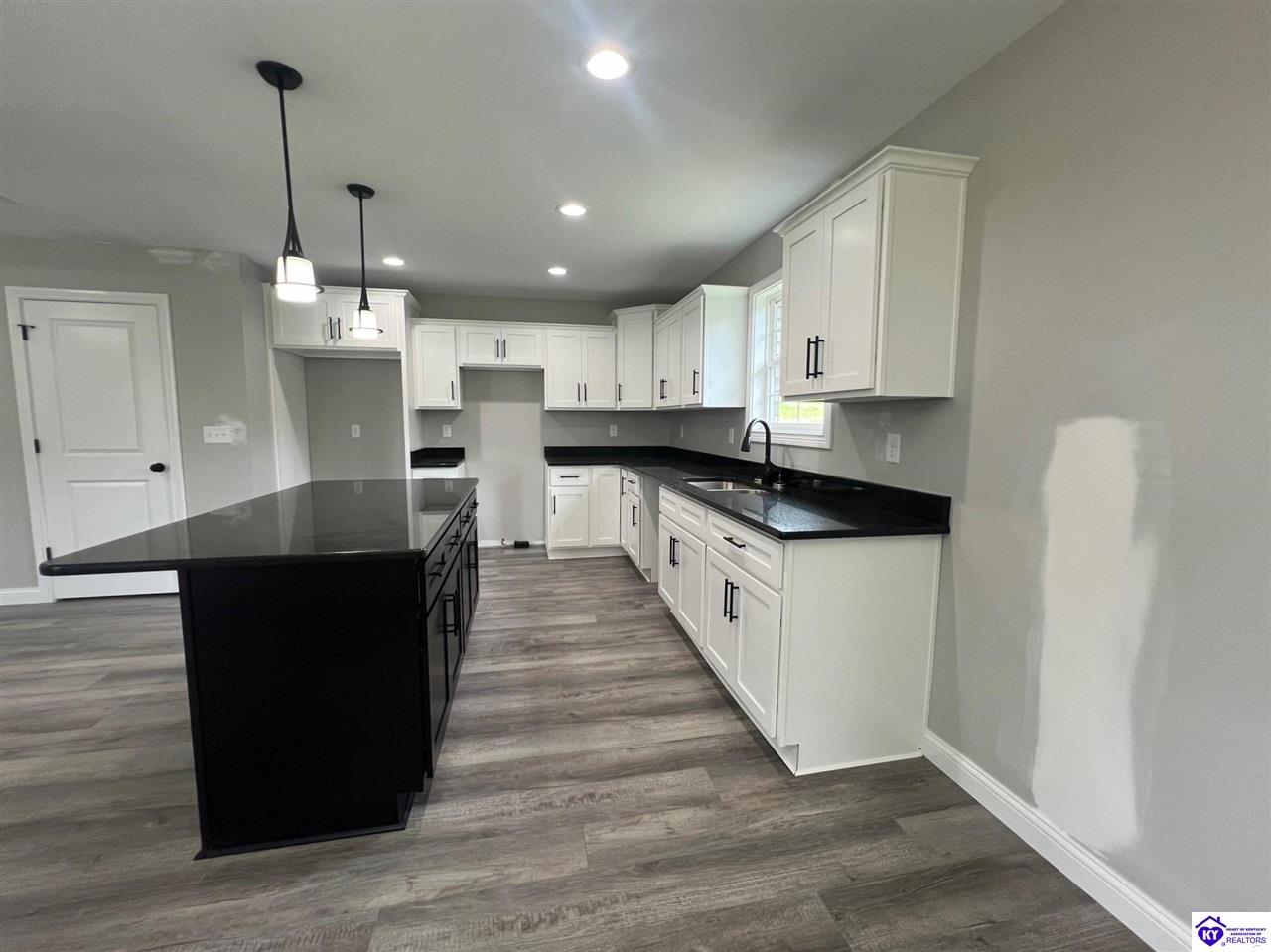 Listing Picture 142 New Orleans Ct Taylorsville, KY 40071 MLS HK24003244