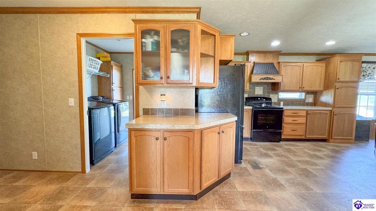 Listing Picture 175 Joe Kerr Road Campbellsville, KY 42718 MLS HK24003277