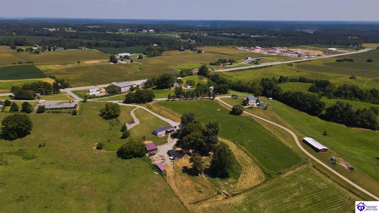 Listing Picture 175 Joe Kerr Road Campbellsville, KY 42718 MLS HK24003277