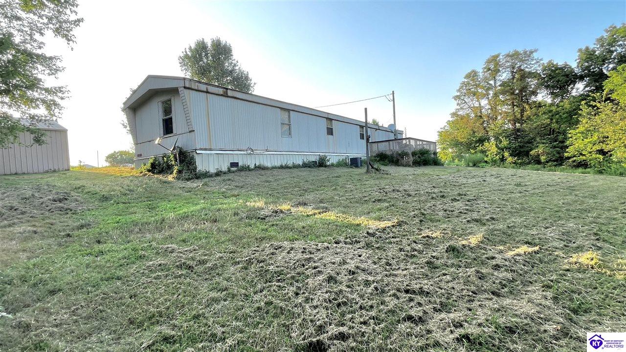 Listing Picture 166 W Butler Lane Harned, KY 40144 MLS HK24003322