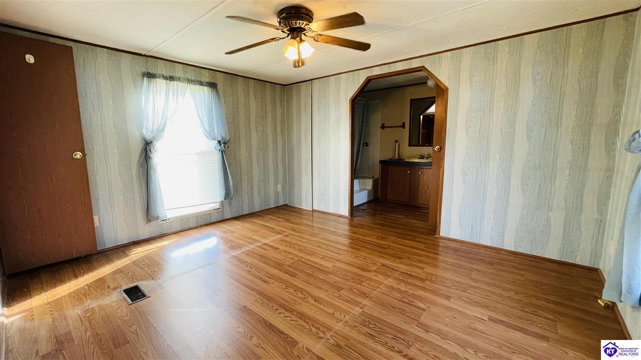 Listing Picture 2779 Blowing Springs Road Greensburg, KY 42743 MLS HK24003324