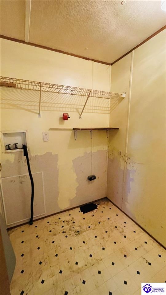 Listing Picture 2779 Blowing Springs Road Greensburg, KY 42743 MLS HK24003324