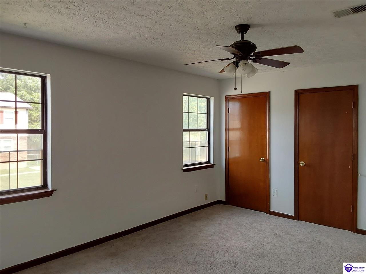 Listing Picture 2738 Pioneer Court Radcliff, KY 40160 MLS HK24003379