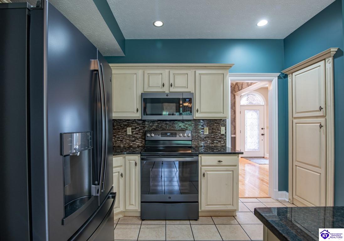 Listing Picture 609 Custer Roberts Hollow Lane Custer, KY 40115 MLS HK24003407