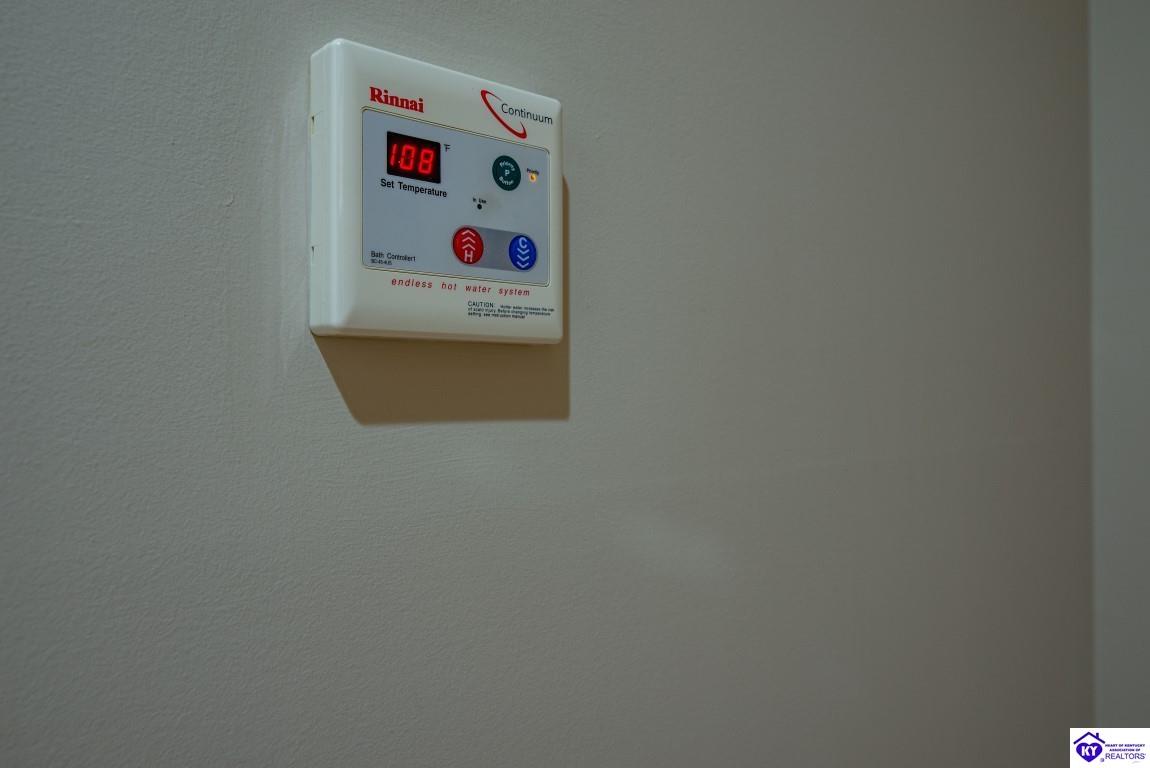 Listing Picture 609 Custer Roberts Hollow Lane Custer, KY 40115 MLS HK24003407