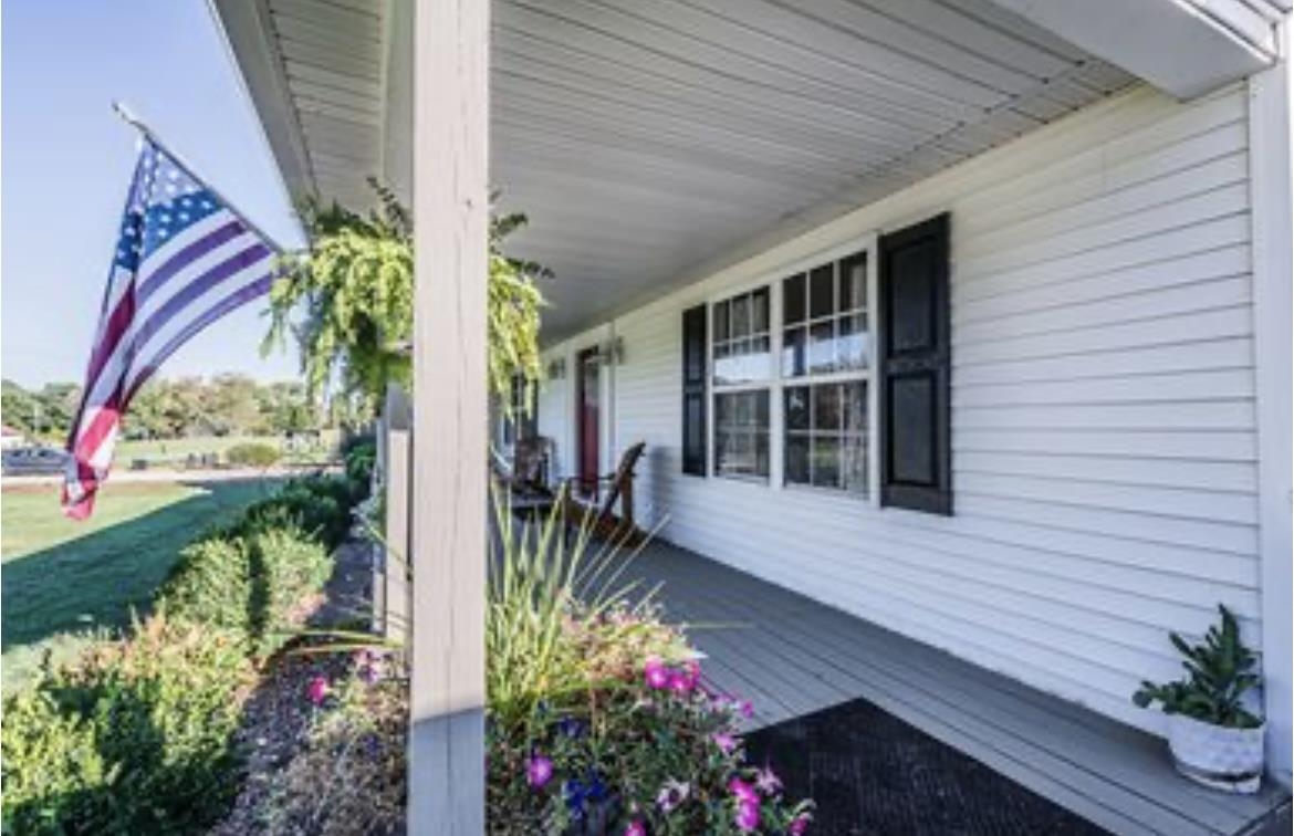 200 Lonnie Snodgrass Road