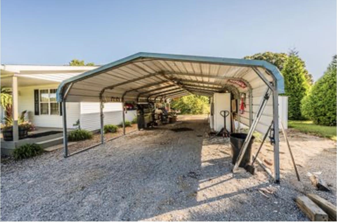200 Lonnie Snodgrass Road