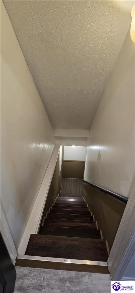 Listing Picture 102 Kristen Court Radcliff, KY 40160 MLS HK24003465