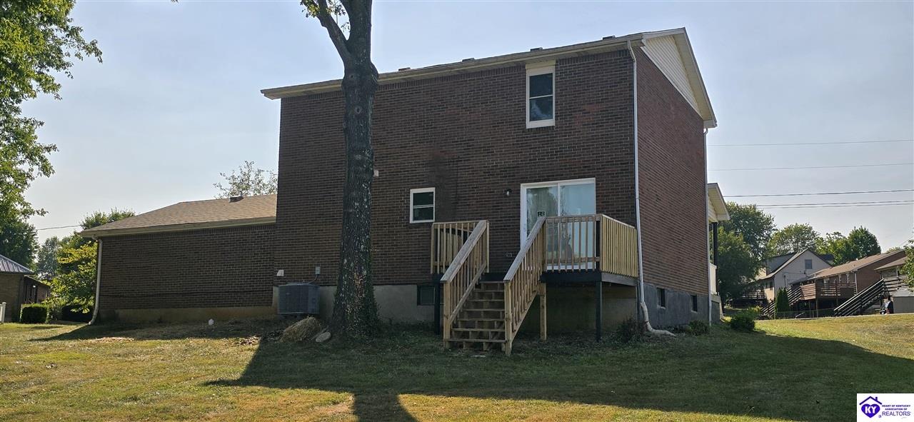 Listing Picture 102 Kristen Court Radcliff, KY 40160 MLS HK24003465