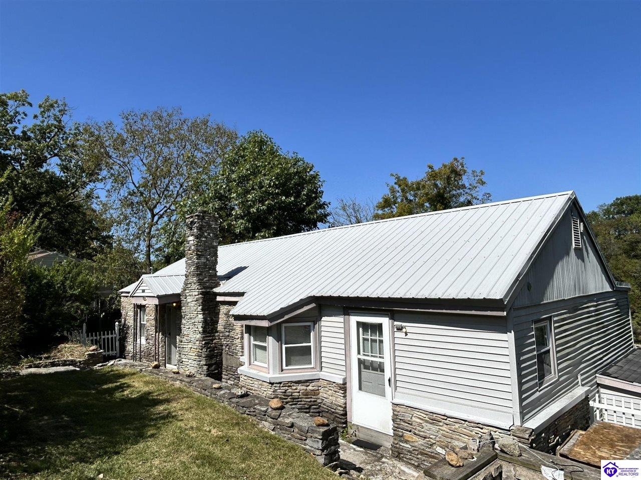 2191 Wells Landing RoadDanville, KY 40422
