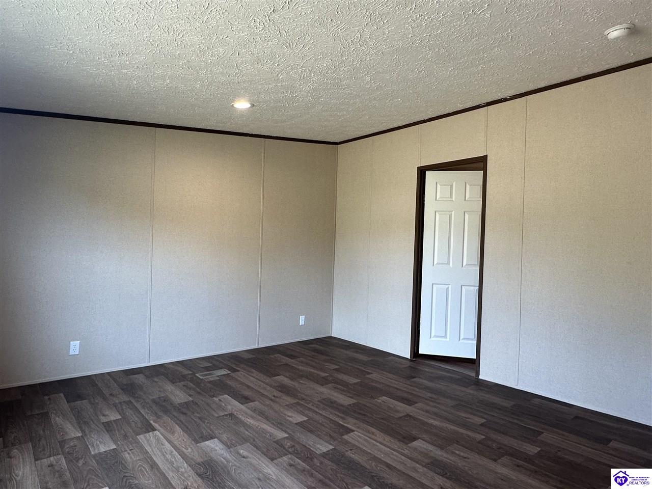 Listing Picture 457 Padgett Road Elizabethtown, KY 42701 MLS HK24003620