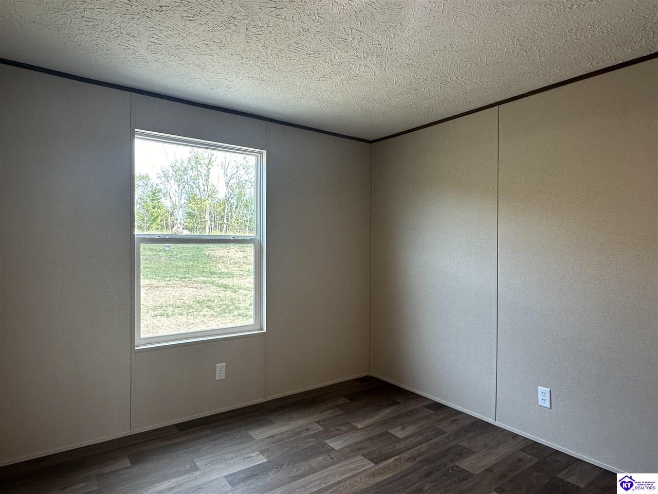 Listing Picture 457 Padgett Road Elizabethtown, KY 42701 MLS HK24003620