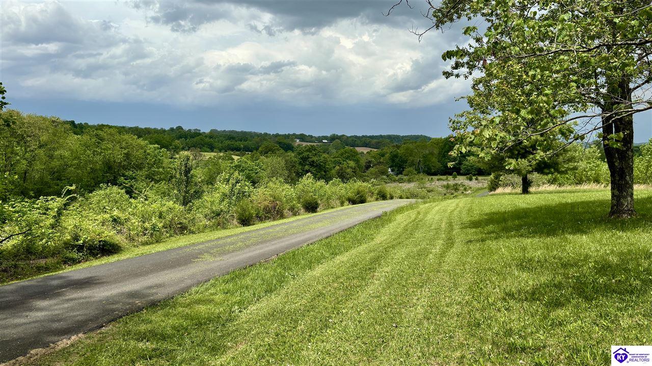 Listing Picture 320 Hayes Cemetery Road Greensburg, KY 42743 MLS HK24003752