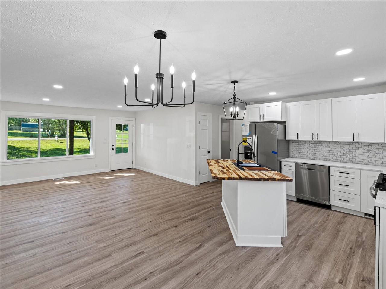 367 Meadowlark Drive