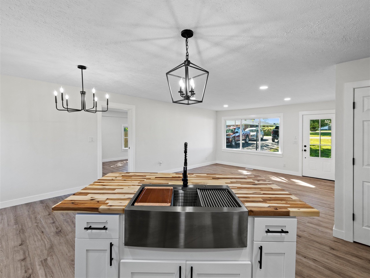 367 Meadowlark Drive
