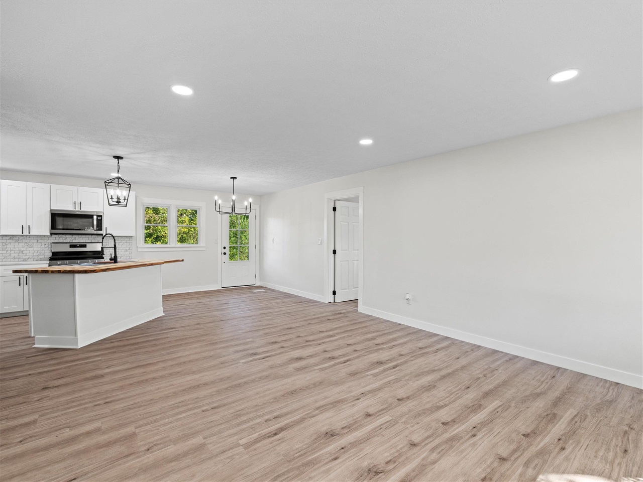 367 Meadowlark Drive