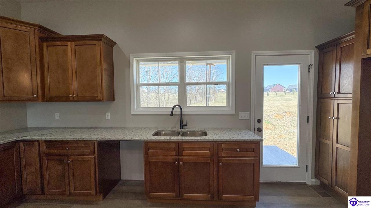 Listing Picture 100 Chickhadee Circle Campbellsville, KY 42718 MLS HK24003832