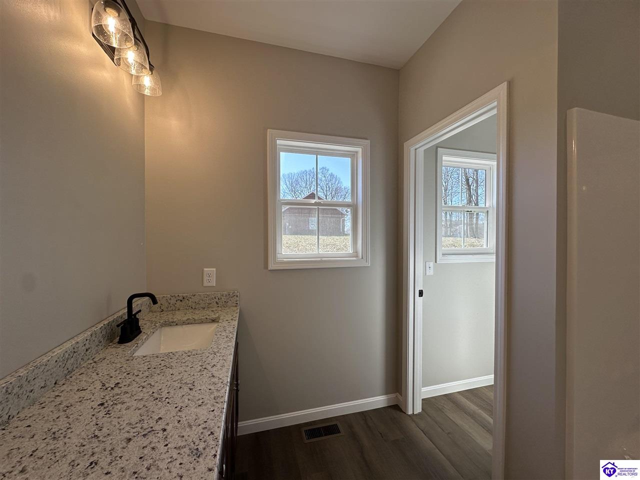 Listing Picture 100 Chickhadee Circle Campbellsville, KY 42718 MLS HK24003832