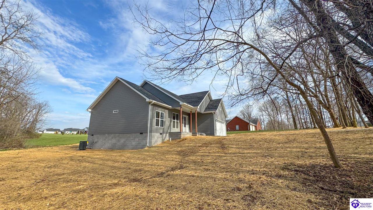 Listing Picture 100 Chickhadee Circle Campbellsville, KY 42718 MLS HK24003832