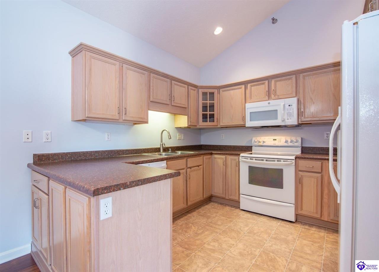 141304 Chase Way Elizabethtown, KY 42701 Platinum Plus Realty