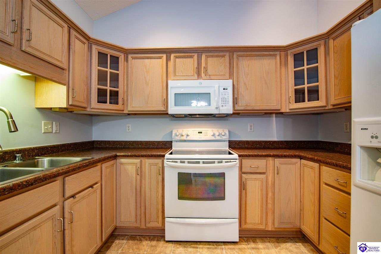 141304 Chase Way Elizabethtown, KY 42701 Platinum Plus Realty