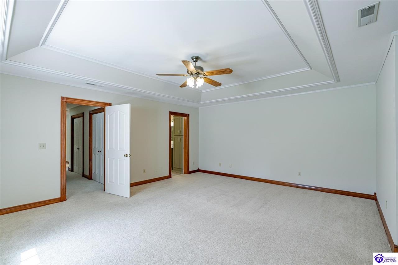 Listing Picture 606 Elm Road Elizabethtown, KY 42701 MLS HK24003857