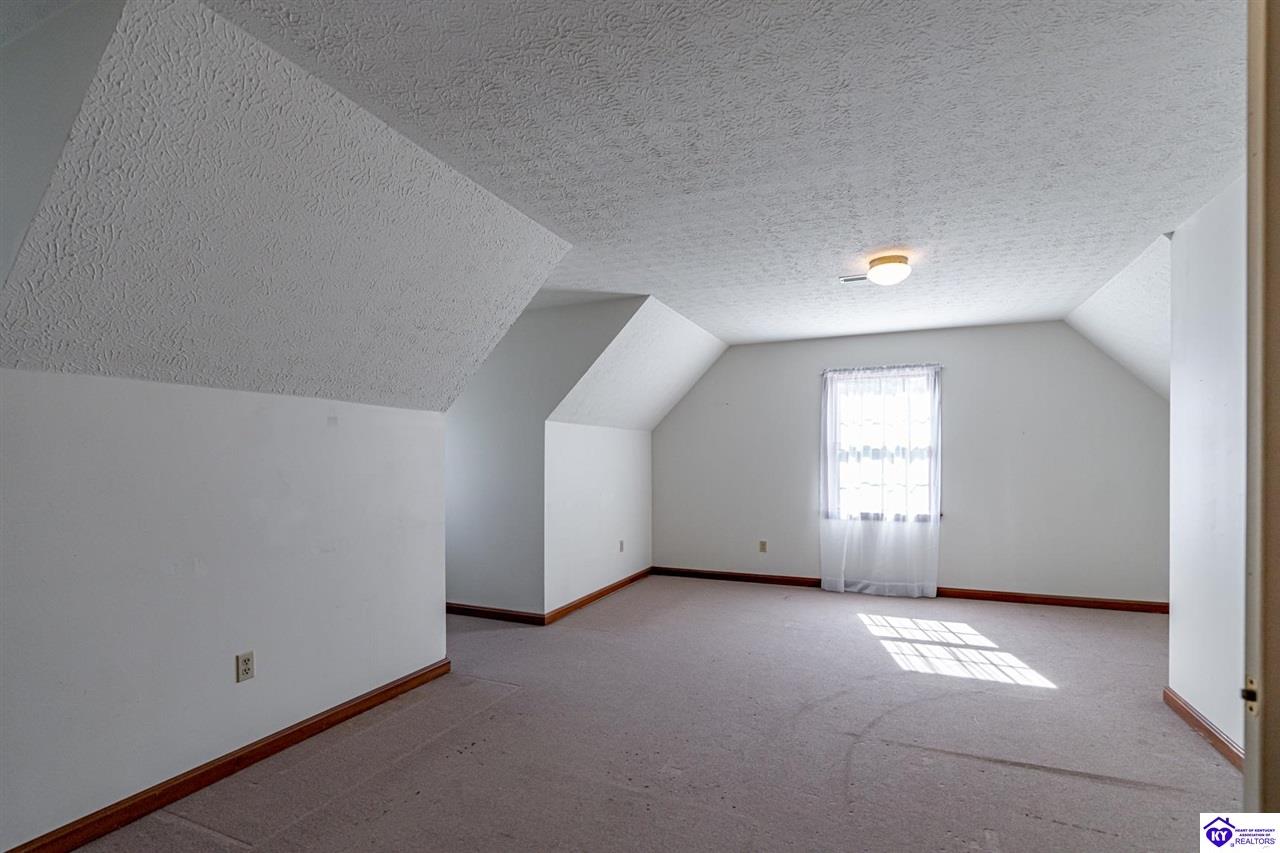 Listing Picture 606 Elm Road Elizabethtown, KY 42701 MLS HK24003857