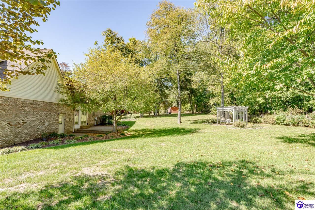 Listing Picture 606 Elm Road Elizabethtown, KY 42701 MLS HK24003857