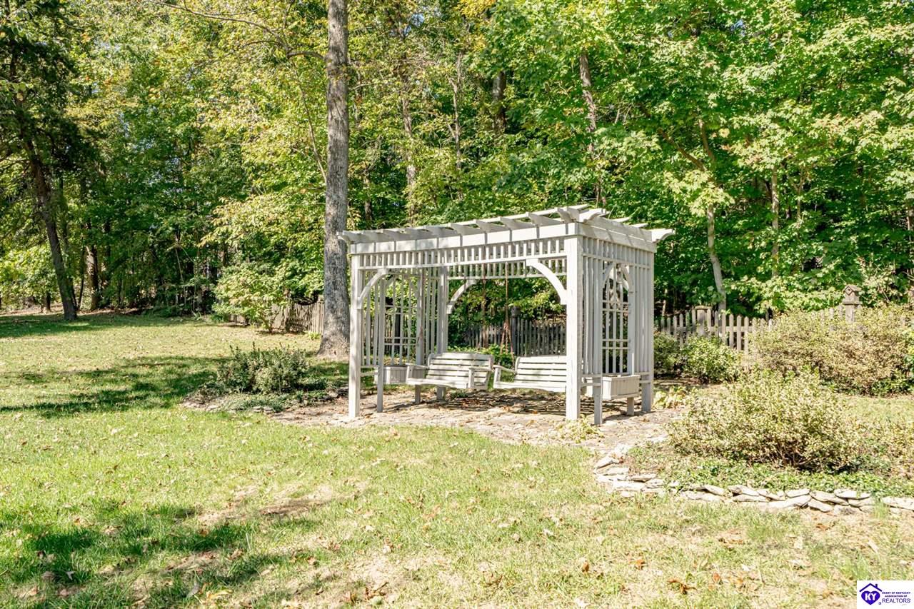 Listing Picture 606 Elm Road Elizabethtown, KY 42701 MLS HK24003857