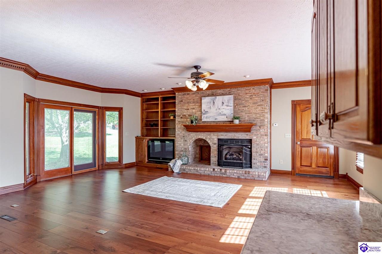 Listing Picture 606 Elm Road Elizabethtown, KY 42701 MLS HK24003857