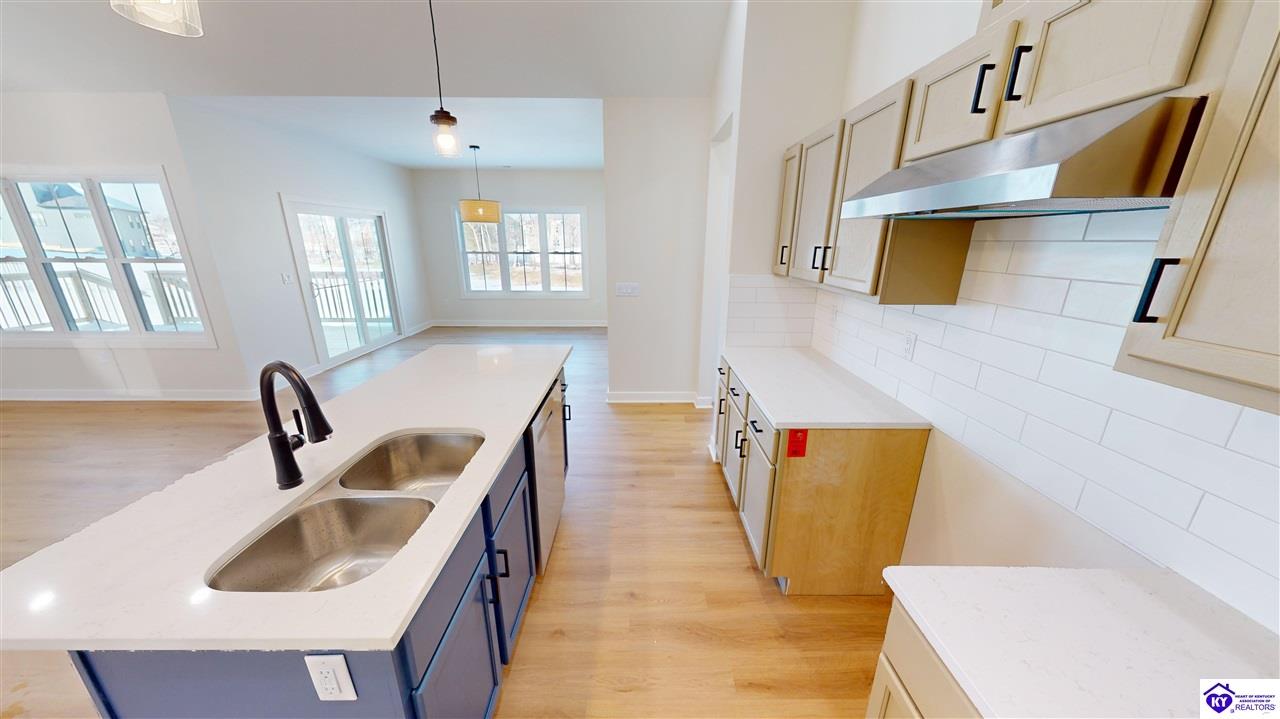 Listing Picture 105 Ashwood Avenue Elizabethtown, KY 42701 MLS HK24003891