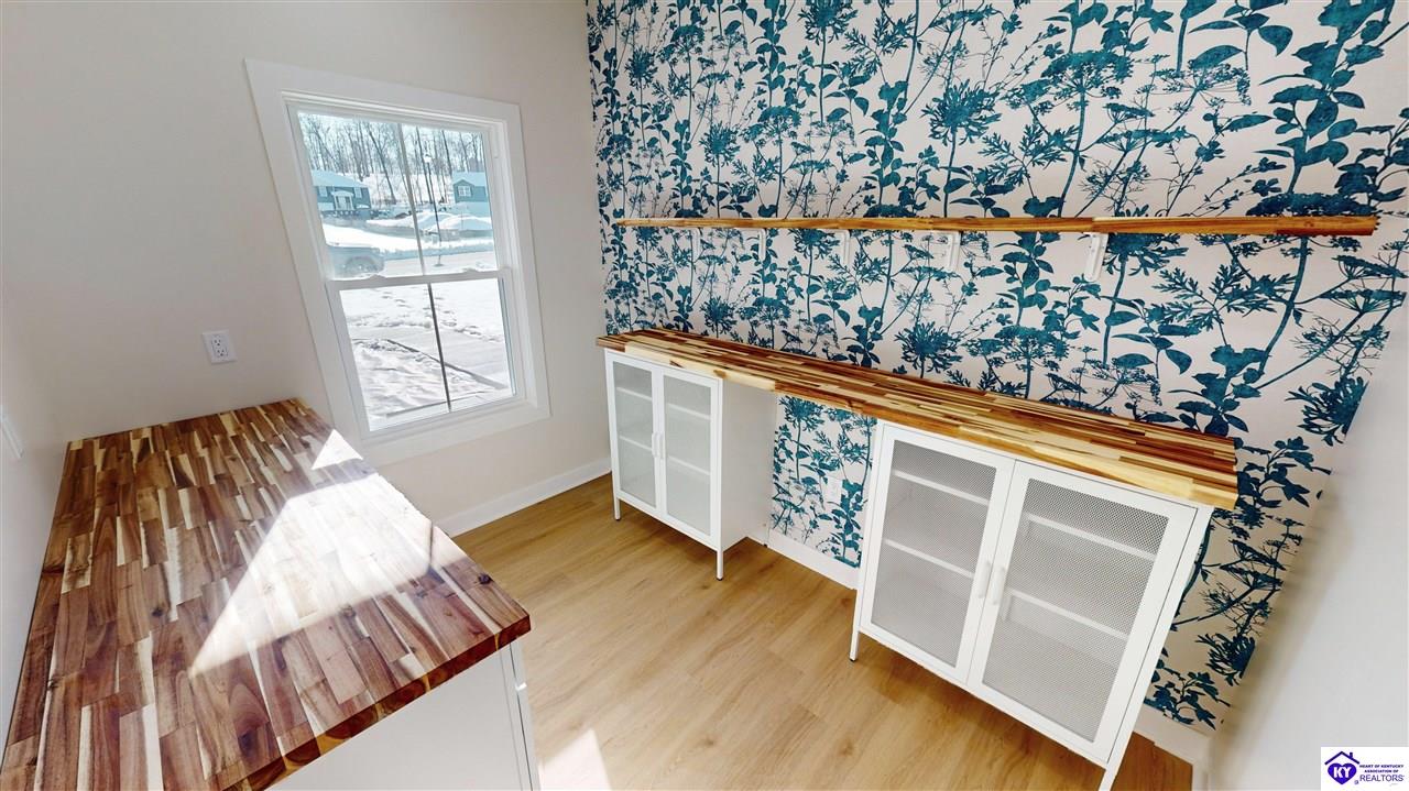 Listing Picture 105 Ashwood Avenue Elizabethtown, KY 42701 MLS HK24003891