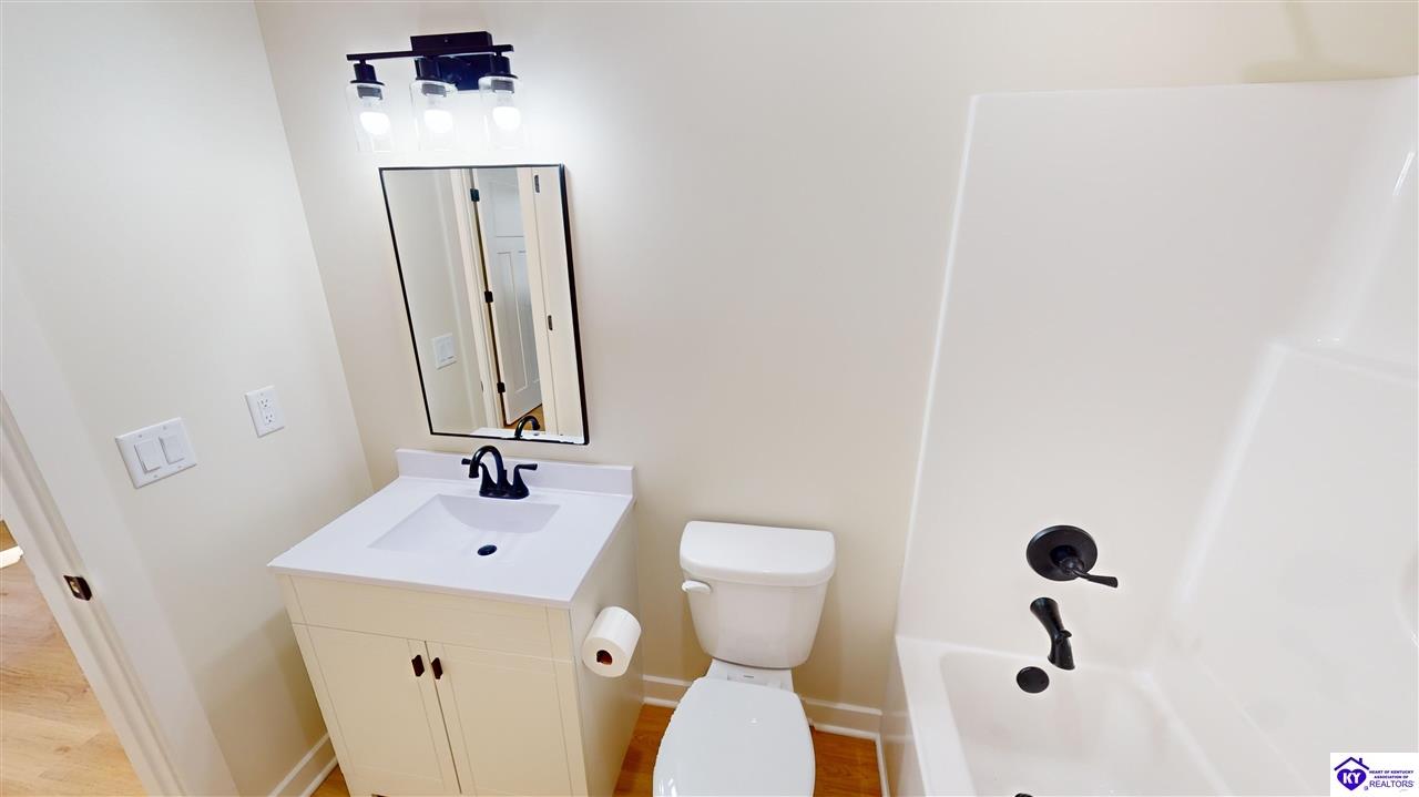 Listing Picture 105 Ashwood Avenue Elizabethtown, KY 42701 MLS HK24003891