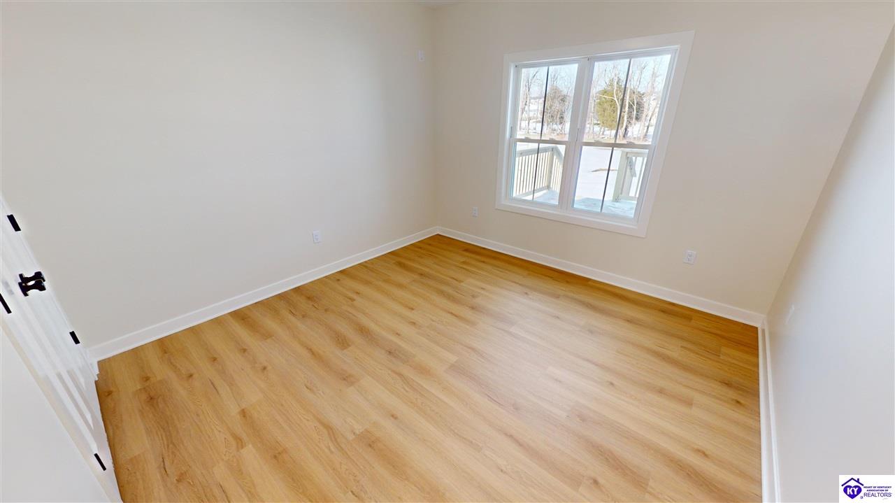 Listing Picture 105 Ashwood Avenue Elizabethtown, KY 42701 MLS HK24003891