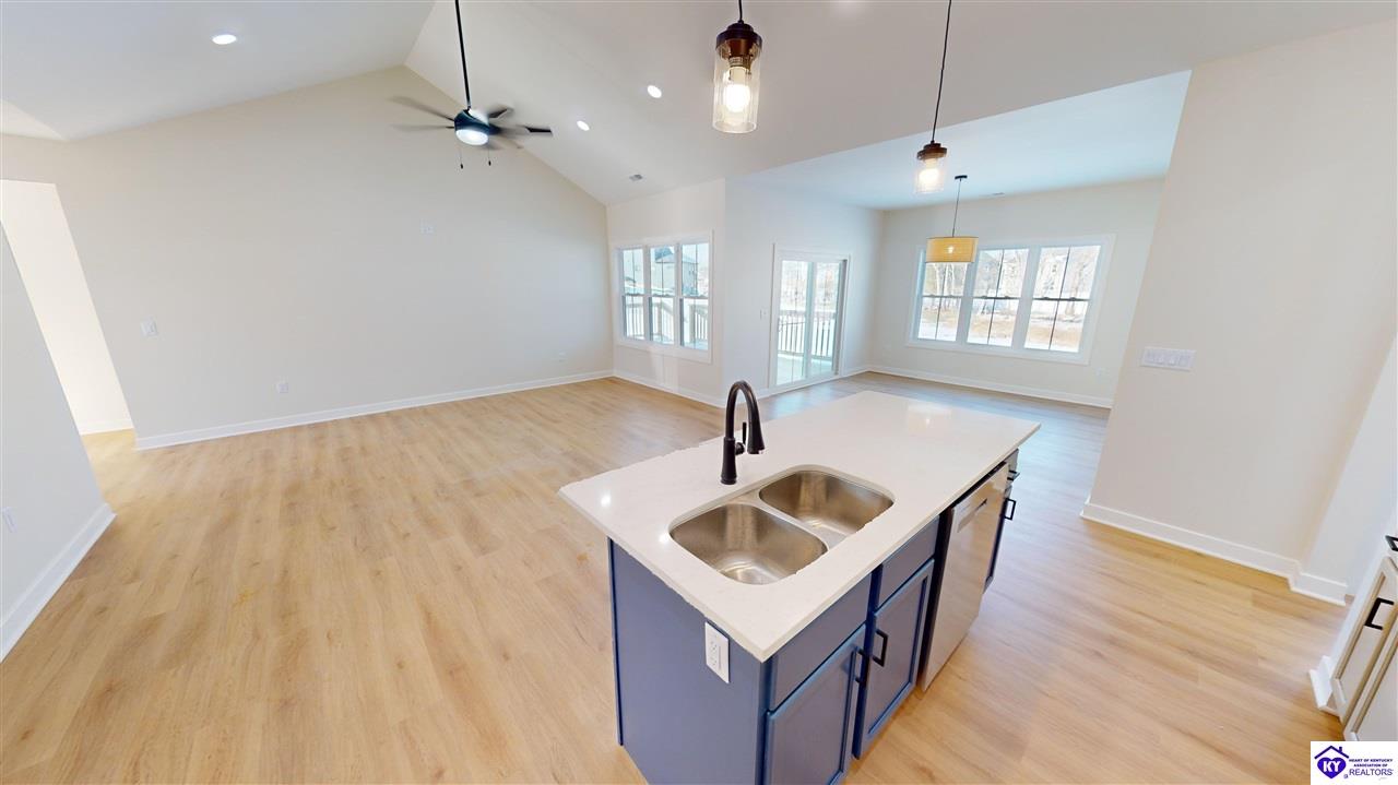 Listing Picture 105 Ashwood Avenue Elizabethtown, KY 42701 MLS HK24003891