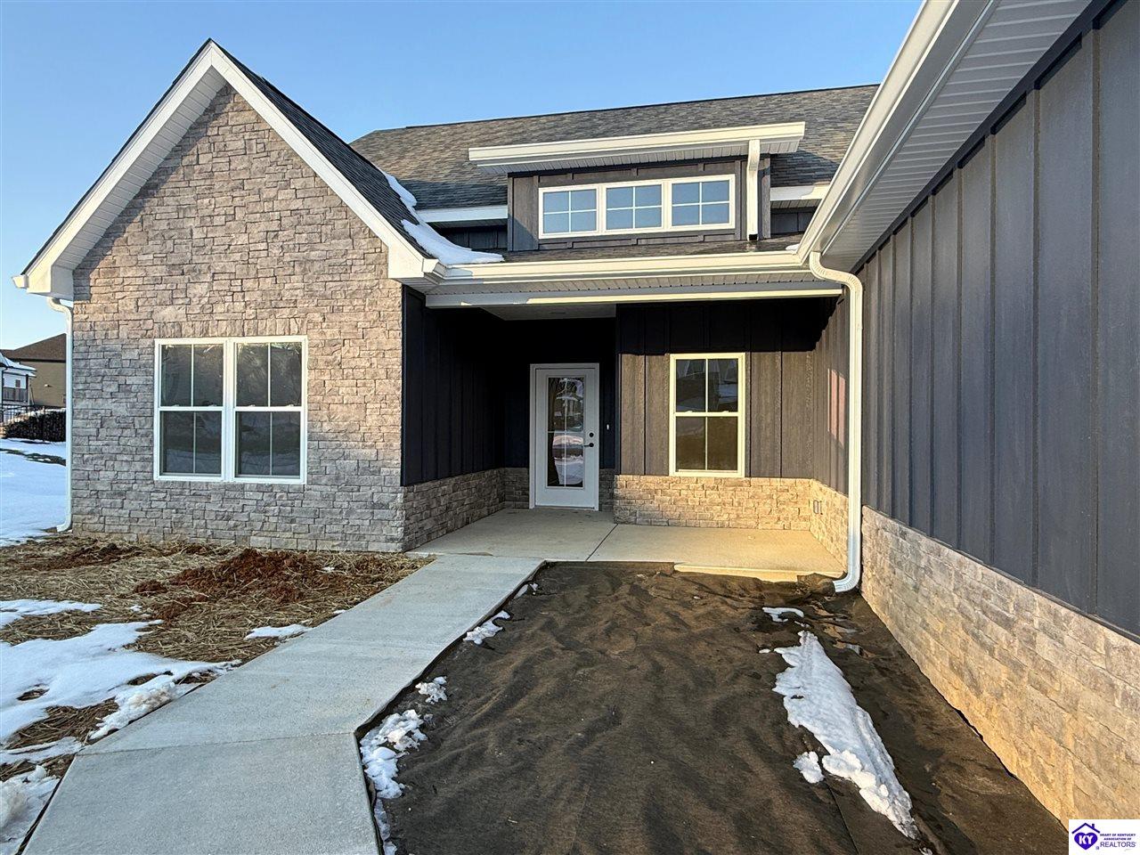 Listing Picture 105 Ashwood Avenue Elizabethtown, KY 42701 MLS HK24003891