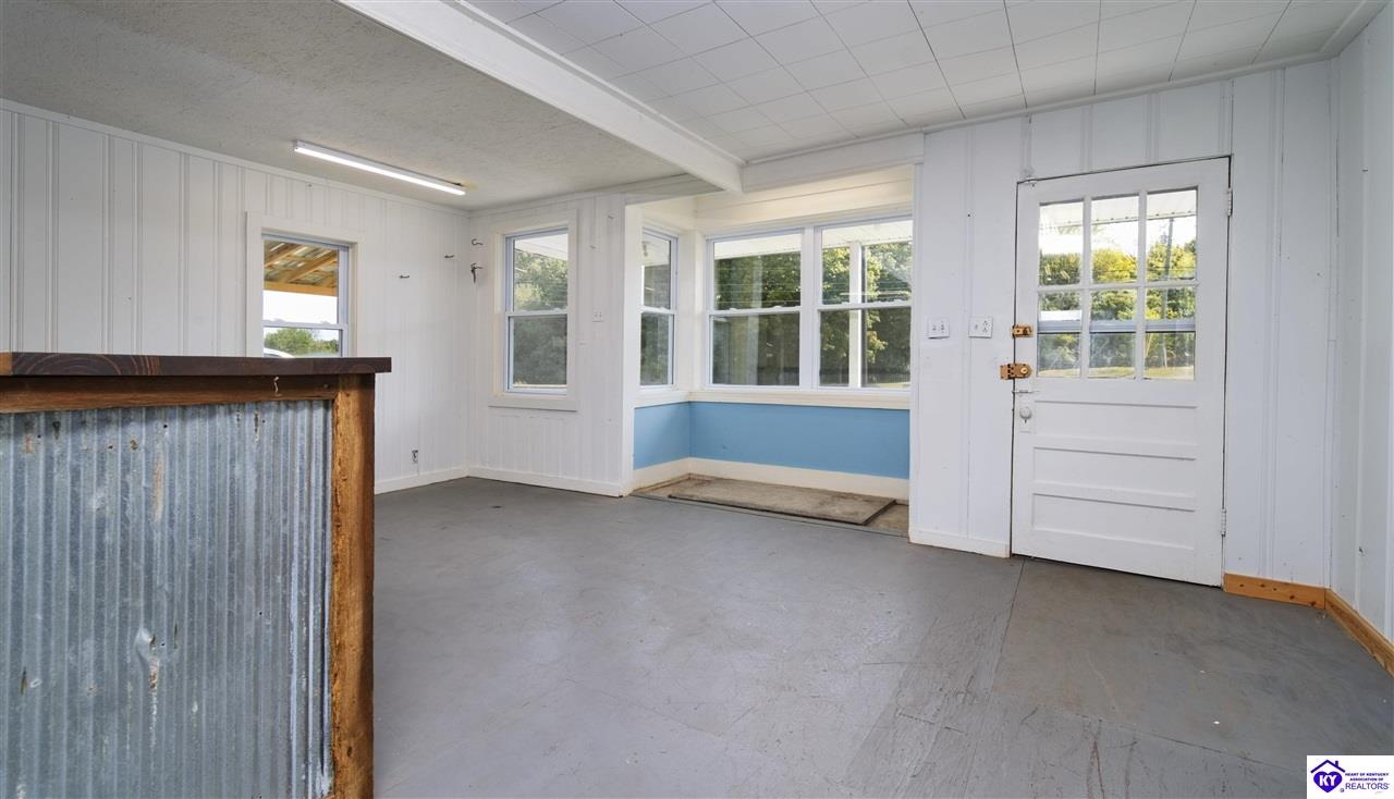 Listing Picture 2691/2695 Lincoln Farm Road Hodgenville, KY 42748 MLS HK24003894