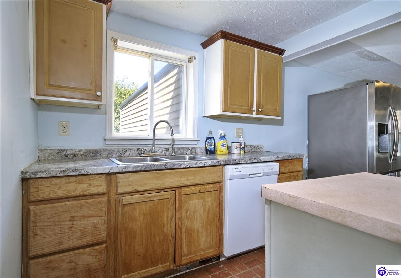 Listing Picture 2691/2695 Lincoln Farm Road Hodgenville, KY 42748 MLS HK24003894