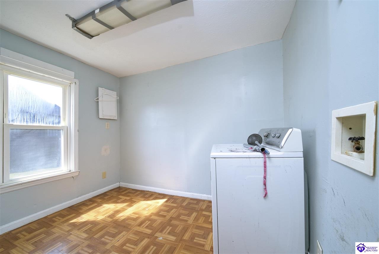 Listing Picture 2691/2695 Lincoln Farm Road Hodgenville, KY 42748 MLS HK24003894