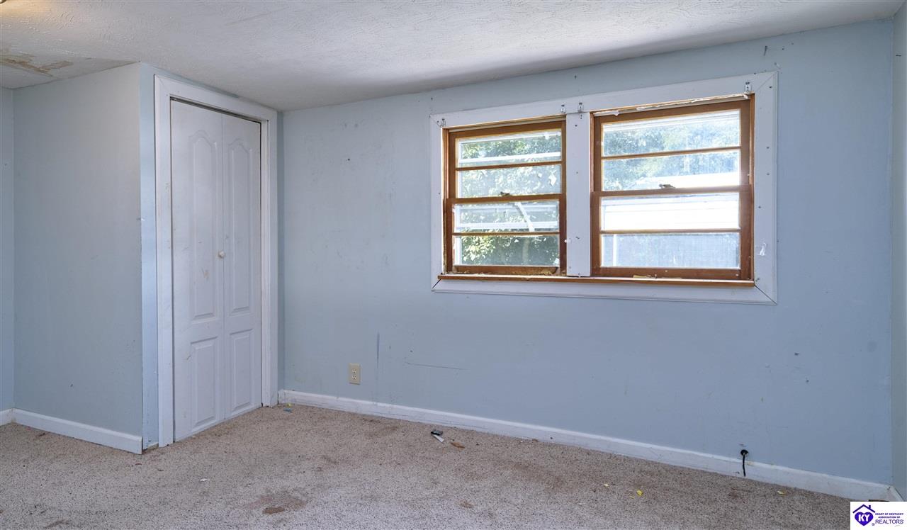 Listing Picture 2691/2695 Lincoln Farm Road Hodgenville, KY 42748 MLS HK24003894